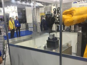 ストーブリ　多関節ロボット